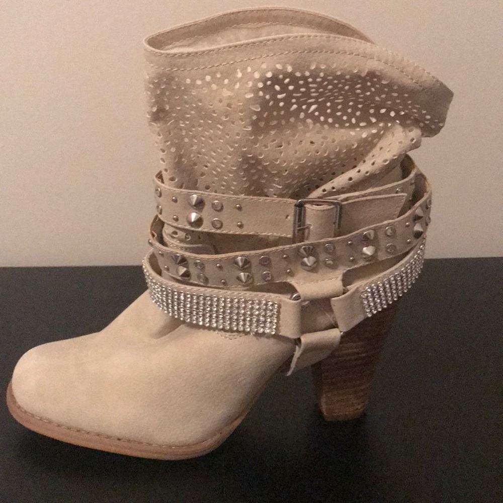 Fashion cowgirl boots